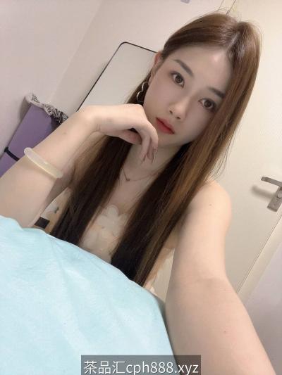 清纯御姐身材高挑皮肤白嫩服务一流可外出