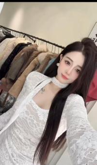 花果园钱多多小姐姐