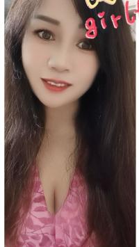 肥臀巨乳骚骚骚女
